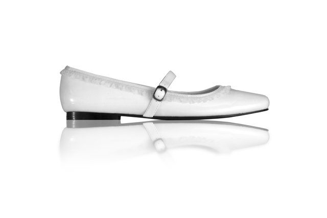 Sister Mary Agnes in Mens Sizes - We are pleased to offer you a new Mary Janes designed for our cross dressing, transgender and drag queen consumers. We think the Sister Mary Agnes will be a hit at any GNO or get together. The matching lace on the top line of the SMA adds a nice Sissy feel to the shoe. The adjustable buckle also has a bit of elastic to make getting in and out of the shoes a easier. Note that the Sister Mary Agnes is built on the same great fitting last as the Ann. Also, SMA comes in men’s whole sizes only. Men