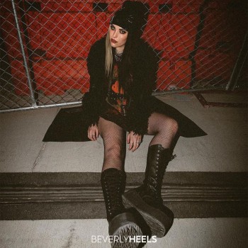 Feeling like a freak on a leash in Trashville-502 🖤💀