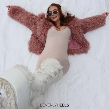 Snow Angel with Camel-311 ❄