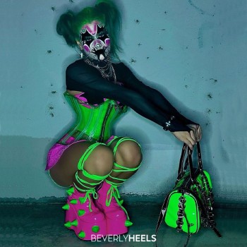 We didn’t come to clown around, we came to Slay-77 🤡💅🏻💖🦠