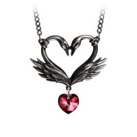P773 - The Black Swan Romance Necklace