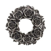 V65 - Black Rose Wreath