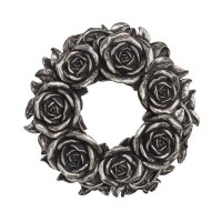 V65 - Black Rose Wreath