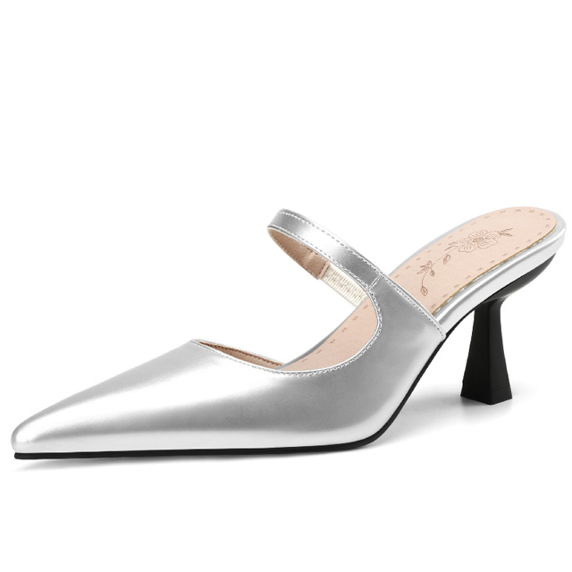 Pointed Toe Kitten Heels Summer Classic Slippers Sandals  - Silver - Shaft Material: Patent
Insole Material: Faux Leather
Lining Material: Faux Leather
Outsole Material: Rubber in Sexy Heels & Platforms