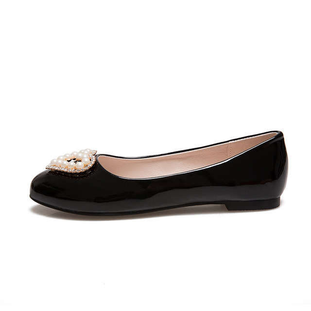 Round Toe Beads Decorated Ballet Wedding Flats Loafers - Black - Shaft Material: Faux Leather
Insole Material: Faux Leather
Lining Material: Synthetic
Outsole Material: Rubber in Shoes & Flats