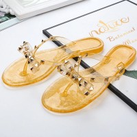Rivet Decorated Slippers Soft Outdoor Flip Flops - Orange
