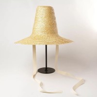 Vintage Pointed High Wide Brim Costumes Catwalk Hat - White