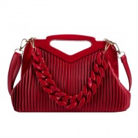 Inverted Triangle Vintages Shoulder Bags - Red