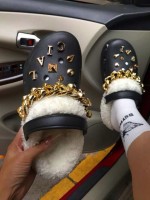 Metal Chain Decorated Plush Fluffy Sandals Slippers - Black