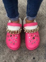 Metal Chain Decorated Plush Fluffy Sandals Slippers - HotPink