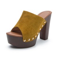 Chunky Heels Platform Peep Toe Outdoor Rivet Sandals  - Yellow
