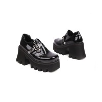 Round Toe Flower Rivets Buckle Straps Chunky Heels Loafers - Black 