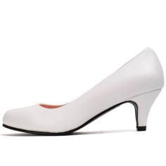 Round Toe Kitten Heels Soft Shape Vintage Style Pumps - White