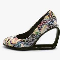 Round Toe Genuine Leather Wedges Heels Snake Print Pumps - Beige