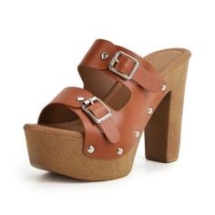Chunky Heels Platform Peep Toe Buckle Outdoor Rivet Sandals  - Brown