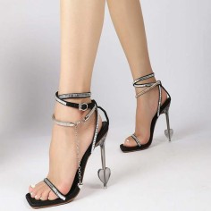 Square Open Toe  Jelly Heart Heels Bling Chain Rhinestones Gladiator Sandals - Black Flock