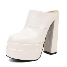 Round Toe Chunky Heels Platforms Crocodile Pattern Matte Sandals - White