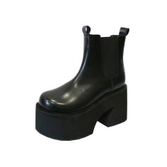 Round Toe Chunky Heels Platforms Ankle Highs Chelsea Boots - Black