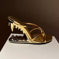 Peep Toe Monster Tiger Tooth Strange Heels X Straps Sandals Slippers - Gold
