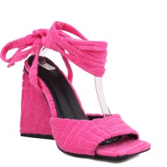 Chunky Heels Peep Toe Velvet Band Straps Summer Sandals - Rose Red