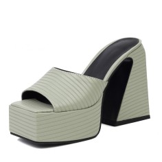 Round Toe Chunky Heels Platforms Outdoor Sandals - Green