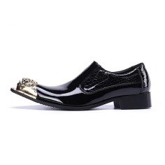 Pointed Metal Lion Toe Patent Leather Chelsea Loafers - Black