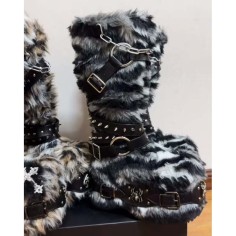 Round Toe Knee Highs Customized Rivet Decorated Bonding Straps Gothic Punk Boots - Gray Faux Fur