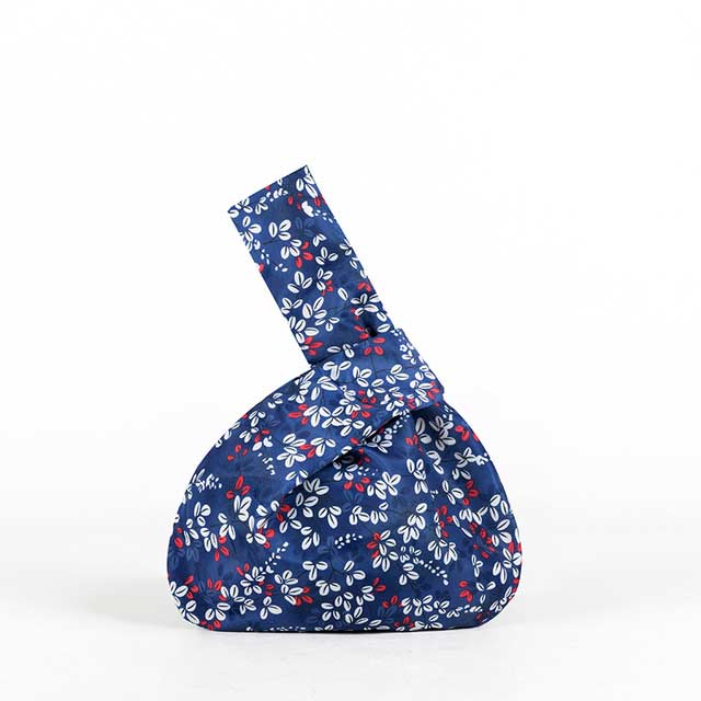 Japanese Mini Wrist Knot Printed Washable Waterproof Shopping Bags - 【Handbags Type】 Wrist Bags
【Material】 Polyster
【Capacity 】 Small Change, Cosmetics, Phone etc..
【Note】 Please allow 1-3cm differs due to manual measurement.


 in Bags, Backpacks, Handbags & Wallets