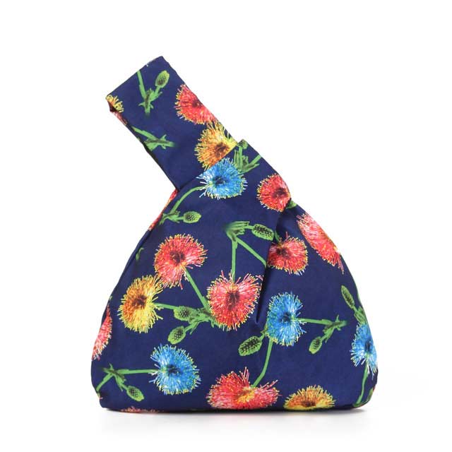 Japanese Mini Wrist Knot Printed Washable Waterproof Shopping Bags - 【Handbags Type】 Wrist Bags
【Material】 Polyster
【Capacity 】 Small Change, Cosmetics, Phone etc..
【Note】 Please allow 1-3cm differs due to manual measurement.


 in Bags, Backpacks, Handbags & Wallets