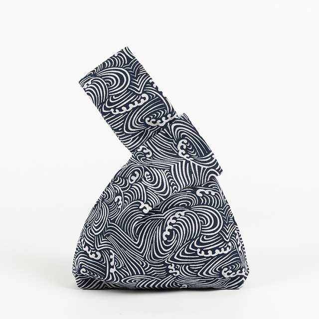 Japanese Mini Wrist Knot Printed Washable Waterproof Shopping Bags - 【Handbags Type】 Wrist Bags
【Material】 Linen
【Capacity 】 Small Change, Cosmetics, Phone etc..
【Note】 Please allow 1-3cm differs due to manual measurement.


 in Bags, Backpacks, Handbags & Wallets