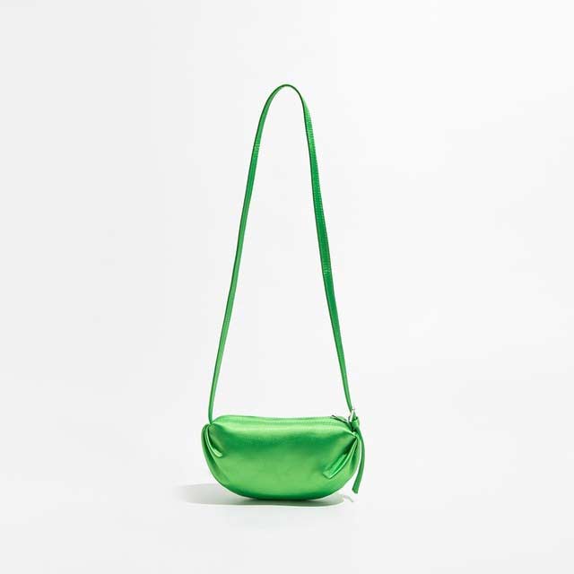 Korean Style Dumpling Shape Crossbody Mini Purse Bags - Green - Occasion: Versatile
Interior: Interior Zipper Pocket in Bags, Backpacks, Handbags & Wallets