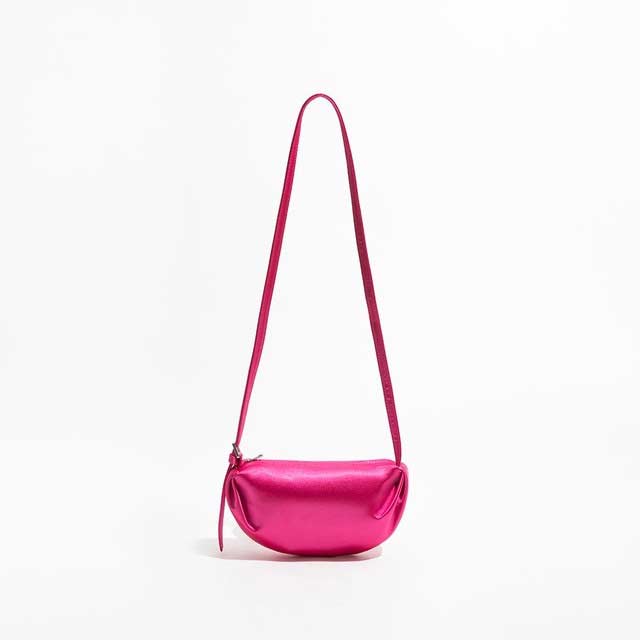Korean Style Dumpling Shape Crossbody Mini Purse Bags - Pink - Occasion: Versatile
Interior: Interior Zipper Pocket in Bags, Backpacks, Handbags & Wallets