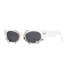 Retro Shades Cat Eye Small Frame Snake Decorated Sunglasses - Transparent