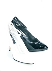 8401 - Black